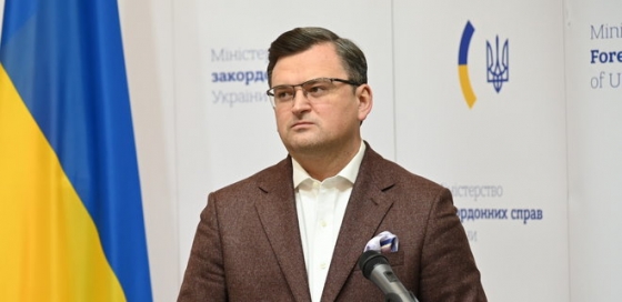 Кулеба: Если РФ грозит Украине ядерным оружием, то это будет катастрофой, но не сломит нас 