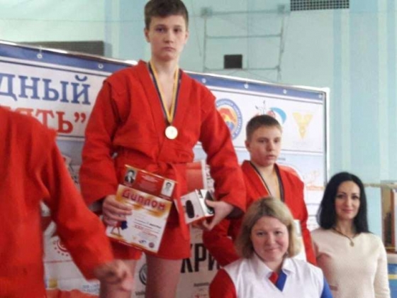 Под ракетами российских оккупантов погиб 16-летний чемпион Украины по самбо и вся его семья 