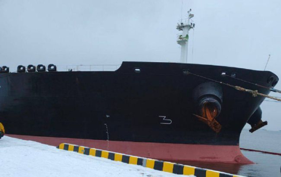 У російському порту &quot;Усть-Луга&quot; на танкері з мазутом сталися вибухи: що відомо