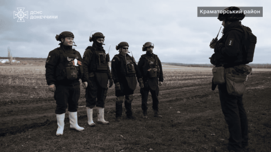 Небезпека поруч: піротехніки знищили касетний боєприпас у Дружківці