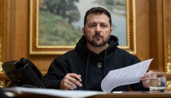 В українські порти тимчасовим коридором у Чорному морі вже пройшли майже 50 суден - Зеленський