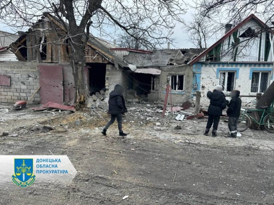 Зранку рашисти обстріляли Гірник, поранено підлітка