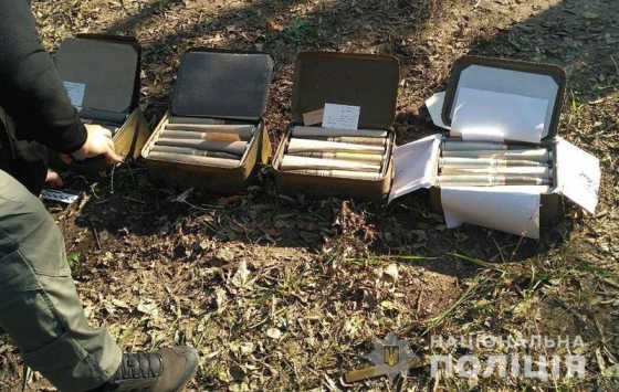 На «Славкурорте» местный житель закопал четыре ящика с патронами 