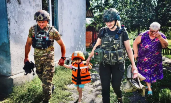 Примусову евакуацію родин з дітьми оголосили вже у Білокузьминівці: що відбувається