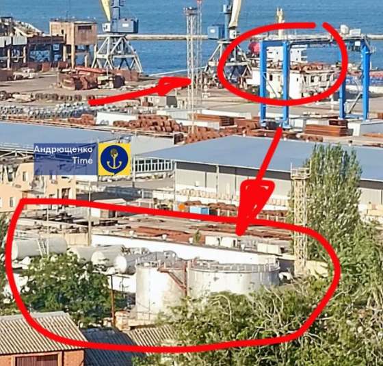 До Маріуполя прибув новий танкер РФ: у мерії назвали важливий нюанс