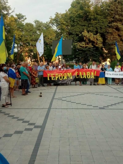 “Ні роззброєнню армії!”: у Краматорську люди вийшли на акцію підтримки українських військових