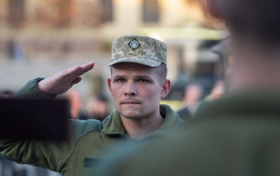 В Україні офіцерське звання можна буде отримати без вищої освіти. Підписано закон