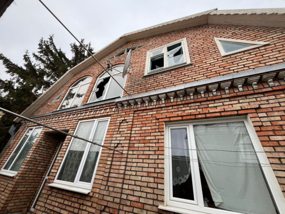 Увечері окупанти атакували Дніпровський район, упродовж дня били по Нікопольщині дронами-камікадзе та з артилерії