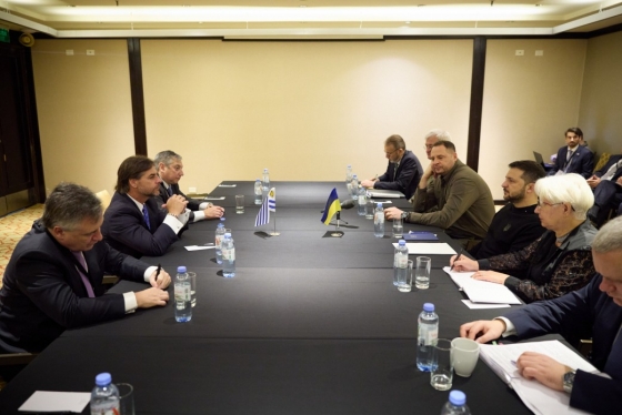 Зеленський провів зустріч із президентом Уругваю Лакальє Поу: обговорили можливості проведення саміту Україна - Латинська Америка