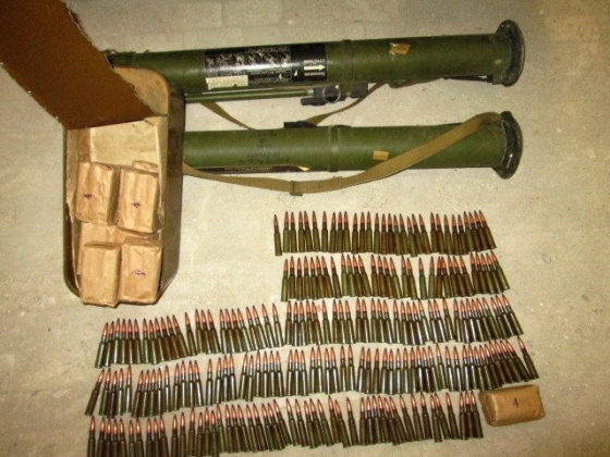 Два случая незаконного оборота оружия и боеприпасов блокировала СБУ в районе проведения АТО (фото)