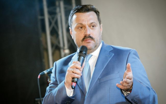 ЄС введе санкції проти Деркача та кримського шахіста Карякіна, - ЗМІ