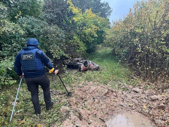 На Чернігівщині авто з цивільними наїхало на міну - всі загинули 