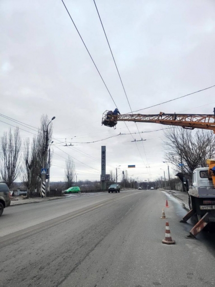 У Краматорську світлофор біля СКМЗ обладнають кнопкою виклику