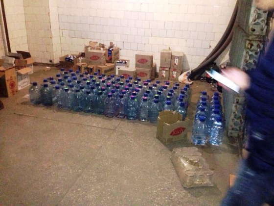 В Славянске ликвидирован подпольный цех по производству контрафактного алкоголя