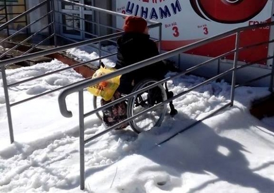 Недоступный Краматорск: город не готов к прогулкам на инвалидной коляске