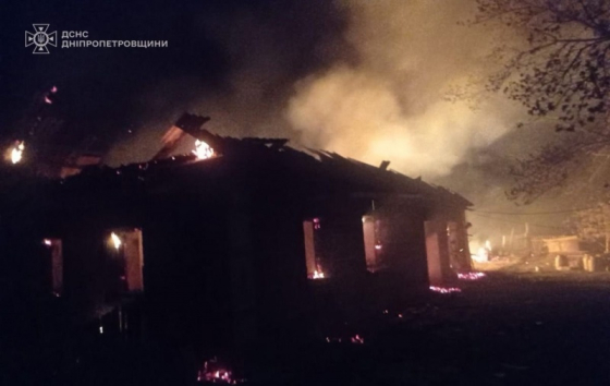 Російський дрон атакував житловий будинок в Дніпропетровській області: є жертва
