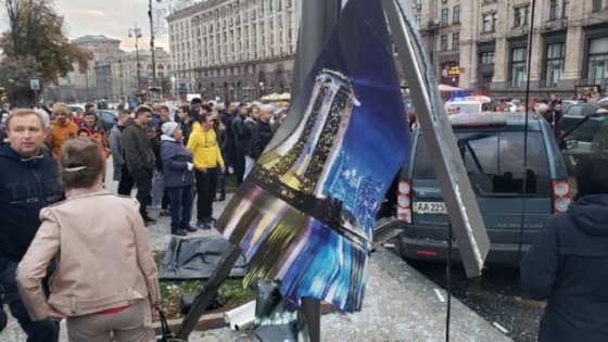 &quot;Какая трубочка, его надо убивать нах#й!&quot; - водитель убил двоих пешеходов и ранил еще троих на Майдане Независимости (видео18+)
