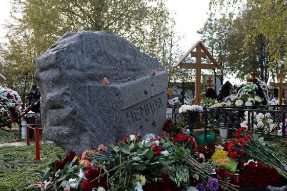 В Москве открыт памятник Борису Немцову