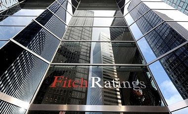 Fitch понизило рейтинги 30 российских банков