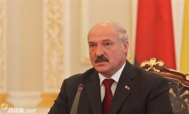 Лукашенко: Братская Украина сегодня воюет за свою независимость