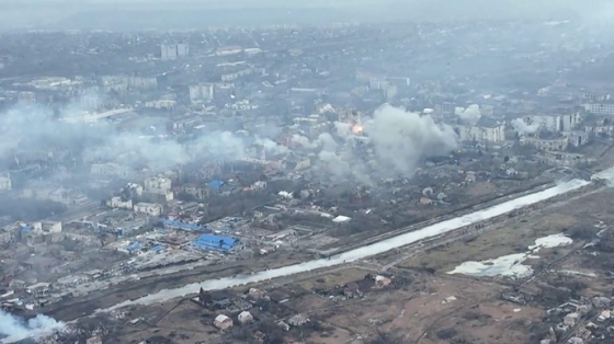 Україна проводить обмежене тактичне відведення військ у Бахмуті 