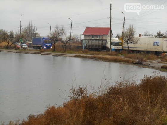 Когда фуры перестанут разбивать центральные улицы Славянска и кто будет их восстанавливать  