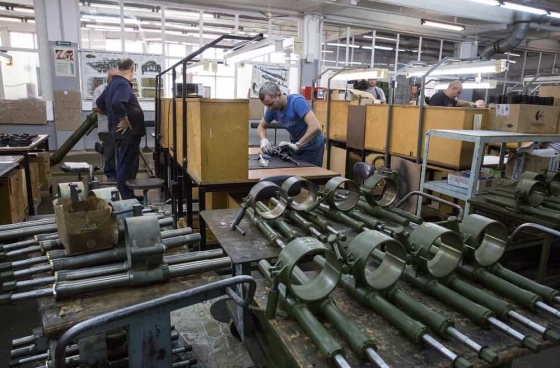 Українські виробники зброї просять Уряд та РНБО не розкривати місцезнаходження та виробничі плани підприємств на час воєнного часу