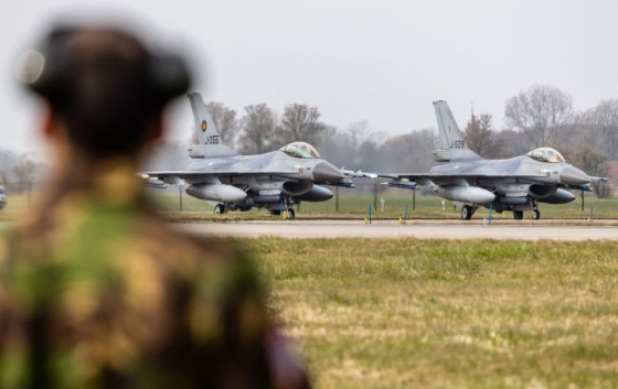 США відмовились відправляти фахівців для ремонту F-16 в Україні, - WSJ