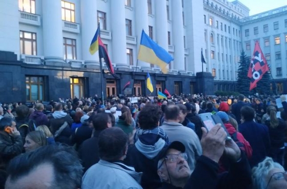 В украинских городах массово создают штабы сопротивления капитуляции Украины 