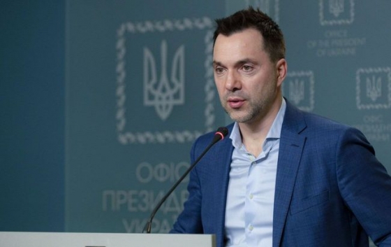 У 200-й мотострілковій бригаді РФ із 648 осіб живими залишилося тільки троє, двоє з них - поранені, - Арестович