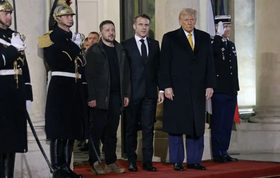 Трамп раніше покинув саміт G7 через роздратування Макроном та небажання зустрічатись Зеленським — FT
