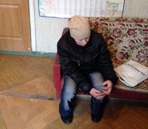 В Краматорске пьяные родители таскали по улицам 3-месячного ребенка