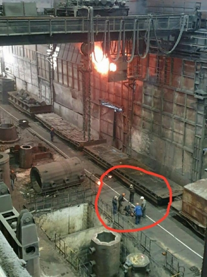 На НКМЗ при падении с высоты получил травмы крановщик