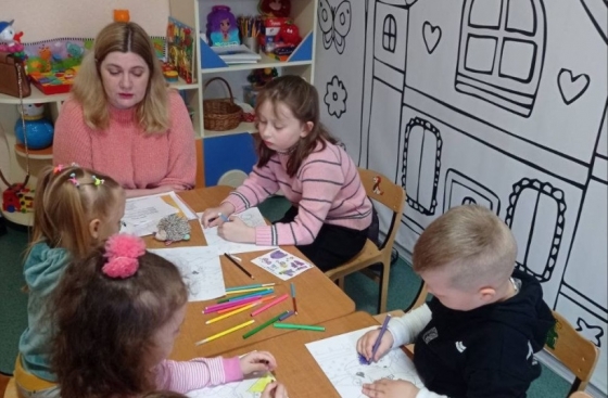 Вісті з гуманітарних штабів: Захід для дітей у відділенні надання соціальних послуг у м.Київ «Наш Краматорськ. Ми разом усе подолаємо»