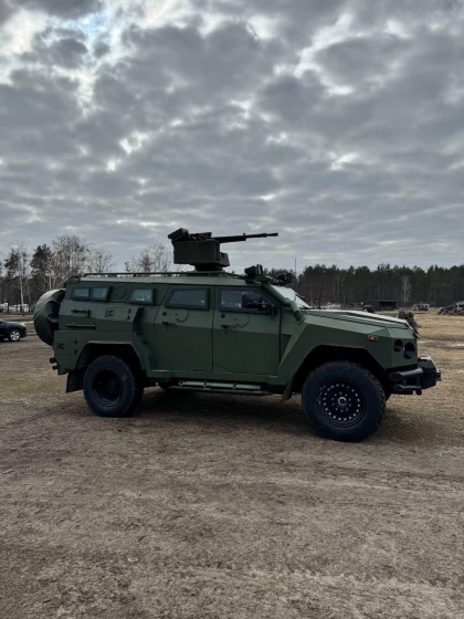 В Україні провели успішні випробовування 10-місного бронеавтомобіля &quot;Новатор&quot; з туреллю