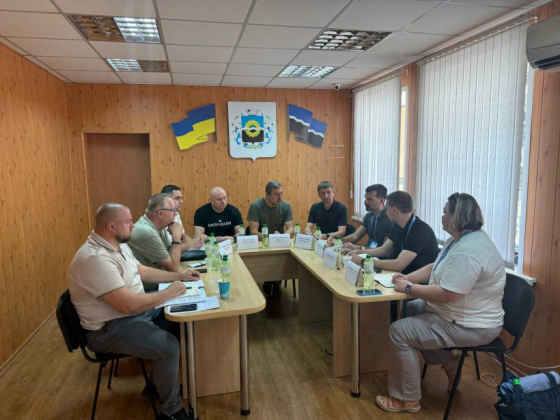 У Дніпрі обговорили забезпечення гуманітарною допомогою громад Покровського району