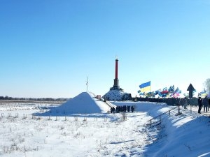 Сегодня в Украине вспоминают Героев Крут: Порошенко опубликовал трогательное видео (видео)