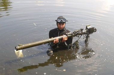 В водоеме Славянская нашли зенитный комплекс &quot;Игла&quot;
