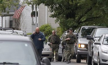В США неизвестный напал с ножом на посетителей торгового центра