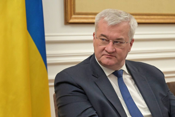 Сибіга закликав партнерів інвестувати в оборонну промисловість України