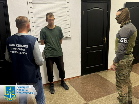 У прифронтовому Краматорську заарештовано неповнолітнього, який хотів заробити 1000 доларів США на підпалі військового автомобіля 