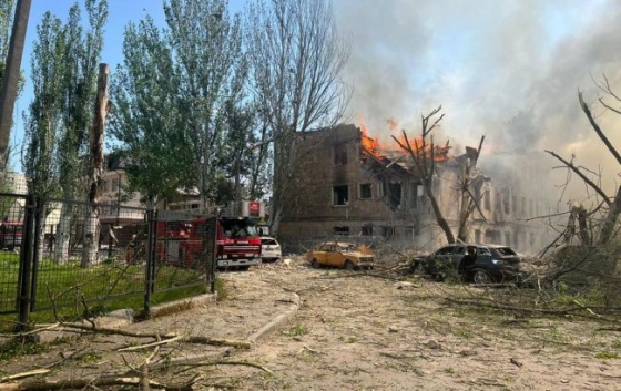 Через ракетний удар по Дніпру багато постраждалих, є зниклі безвісти: усі дедалі обстрілу
