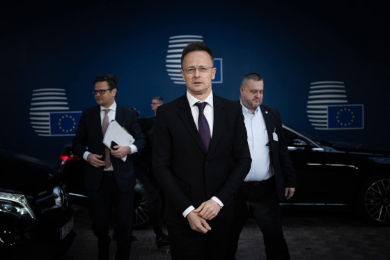 Угорщина не дозволить фінансувати поставки зброї в Україну, - Сійярто