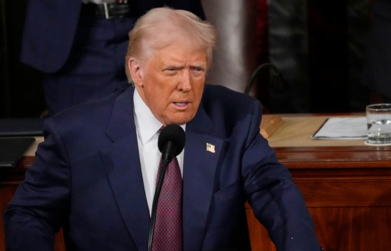 Україна не повинна підписувати &quot;мирну угоду&quot;, запропоновану Трампом, - Bloomberg
