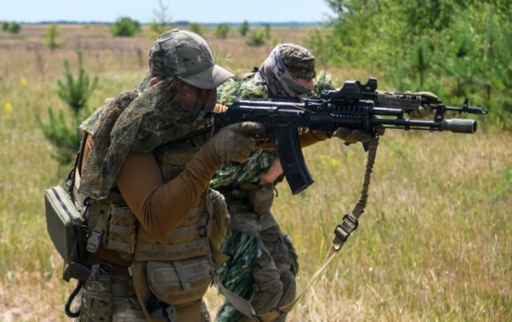 Чеченські воїни провели операцію і знищили вантажівку з окупантами (відео)