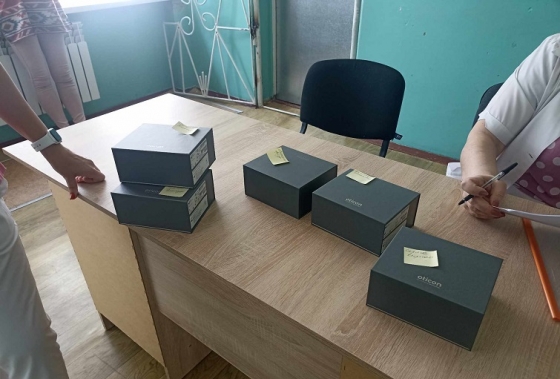 У Краматорську видали слухові апарати дітям, котрі встали в чергу у поточному році