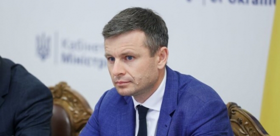 Українцям варто зменшити споживання товарів та послуг &quot;у декілька разів&quot;, - Мінфін