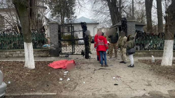 Вибух біля ТЦК у Кам’янці-Подільському: терористи підірвали кур&#039;єра сервісу доставки