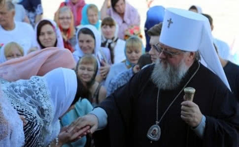 Митрополита УПЦ МП не пустили через линию разграничения, в церкви возмущены