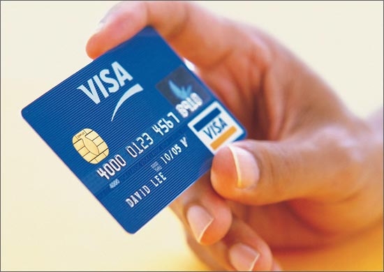 Visa отключила российские банки в Крыму